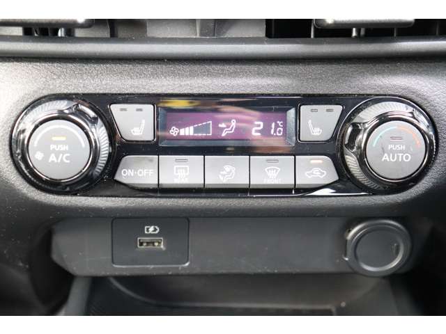 日産 ノート １．２ Ｓ ＦＯＵＲ ４ＷＤ R3年 () 99