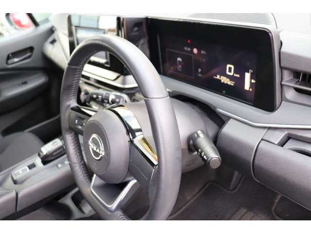 日産 ノート １．２ Ｓ ＦＯＵＲ ４ＷＤ R3年 () 99