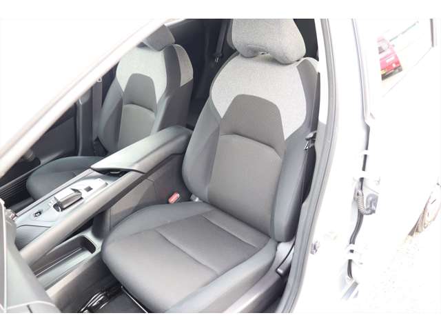 日産 ノート １．２ Ｓ ＦＯＵＲ ４ＷＤ R3年 () 99