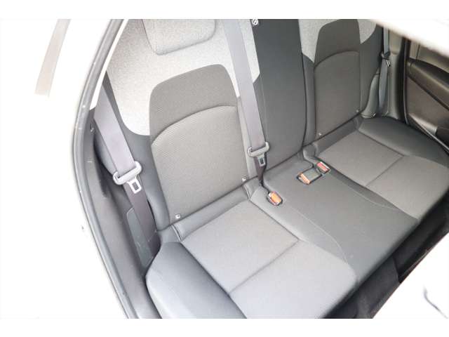 日産 ノート １．２ Ｓ ＦＯＵＲ ４ＷＤ R3年 () 99