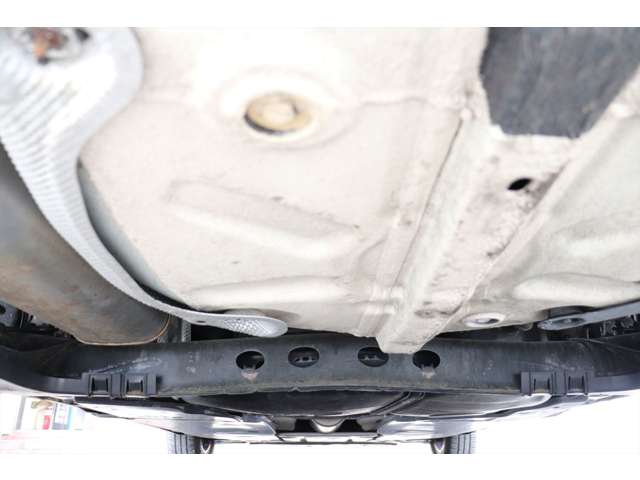 フォルクスワーゲン ポロ ＴＳＩ　コンフォートライン H30年 () 99