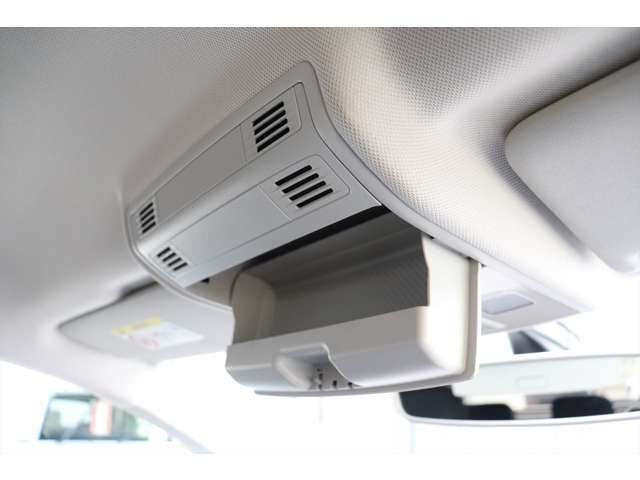 フォルクスワーゲン ポロ ＴＳＩ　コンフォートライン H30年 () 99