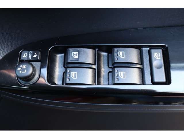 ダイハツ タント ６６０ フレンドシップ スローパー カスタムＸ ＳＡＩＩ H27年 () 99