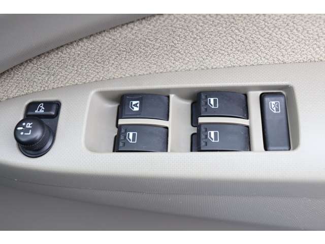 ダイハツ ムーヴ ６６０ Ｘ ４ＷＤ H25年 () 99