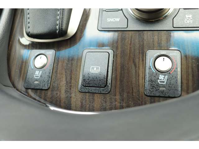 レクサス ＬＳハイブリッド ６００Ｈ バージョンＣ Ｉパッケージ ４ＷＤ H25年 () 99