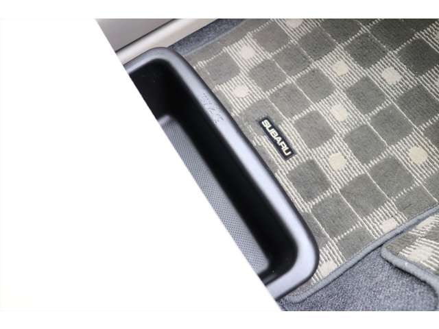 スバル ステラ ６６０ Ｌ H23年 () 99