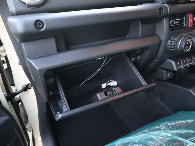 スズキ ジムニー　ノマド １．５ ＦＣ ４ＷＤ R7年 (関東) 99