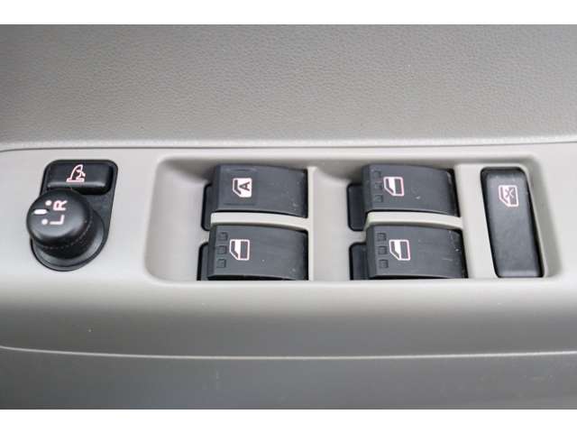 ダイハツ ムーヴ　コンテ ６６０ Ｘ リミテッド H20年 () 99
