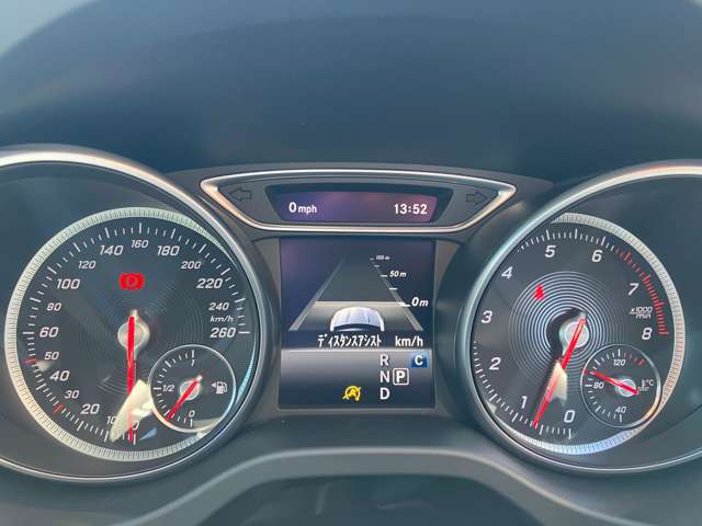 メルセデスベンツ ＧＬＡクラス ＧＬＡ２２０ ４マチック ４ＷＤ R1年 () 99