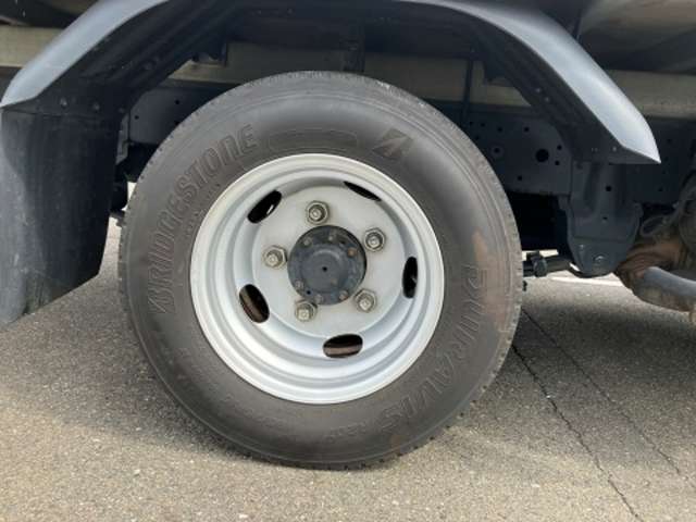 日野自動車 デュトロ ４．０ＤＴ R4年 (東海) 99