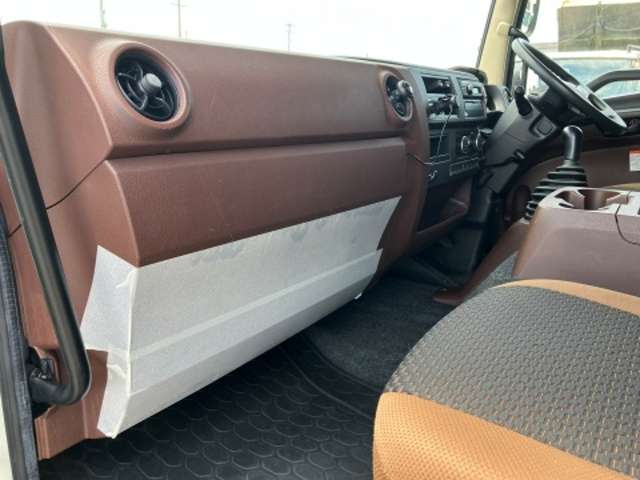 日野自動車 レンジャー アルミウイング R3年 (東海) 99