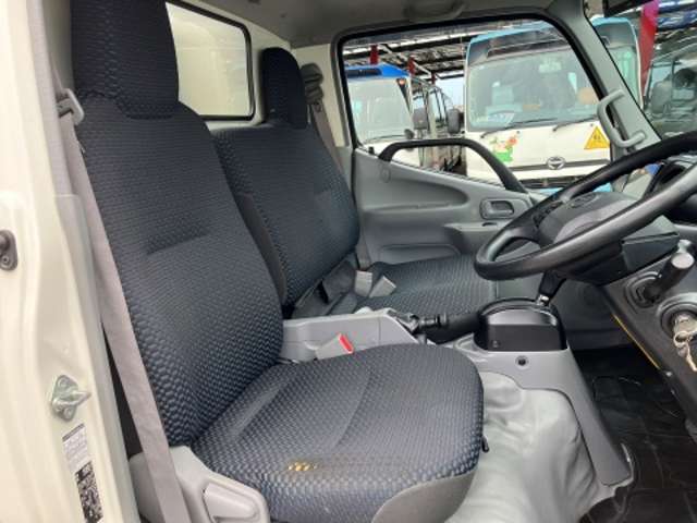 日野自動車 デュトロ ４．０ＤＴ R4年 (東海) 99