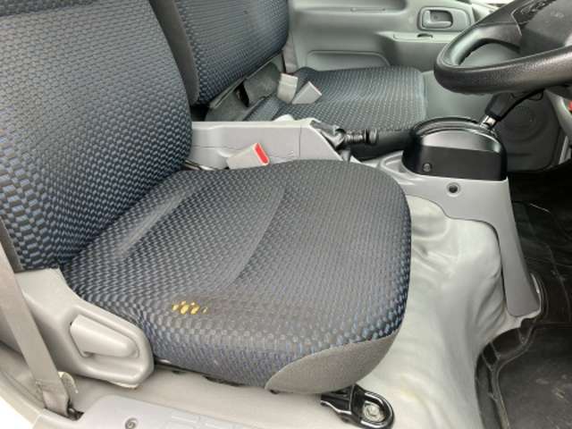 日野自動車 デュトロ ４．０ＤＴ R4年 (東海) 99