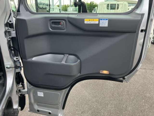 トヨタ コースター ２．８ＤＴ R7年 (東海) 99