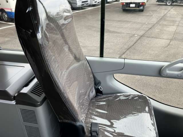 トヨタ コースター ２．８ＤＴ R7年 (東海) 99