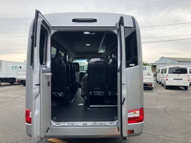 トヨタ コースター ２．８ＤＴ R7年 (東海) 99