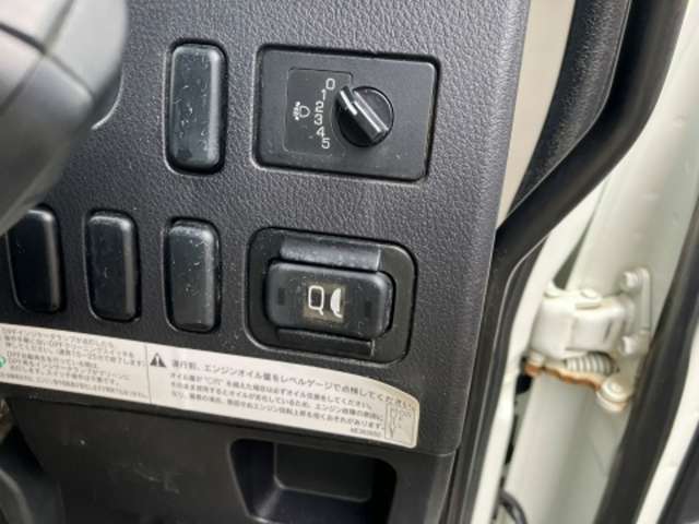 三菱フソウ ファイター ３．９ＤＴ R2年 (東海) 99