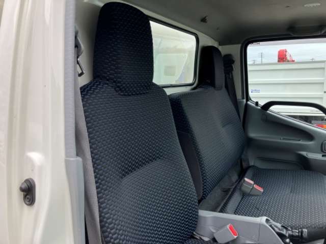 日野自動車 デュトロ ４．０ＤＴ R4年 (東海) 99