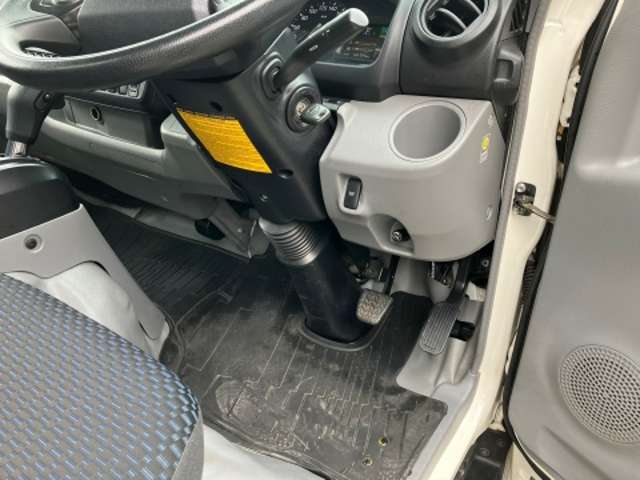 日野自動車 デュトロ ４．０ＤＴ R4年 (東海) 99