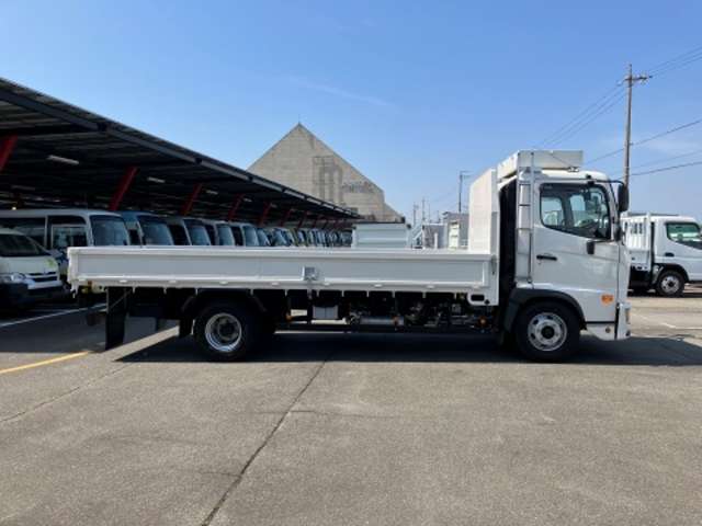 日野自動車 レンジャー 平ボディ R5年 (東海) 99