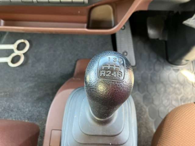 日野自動車 レンジャー 平ボディ R5年 (東海) 99
