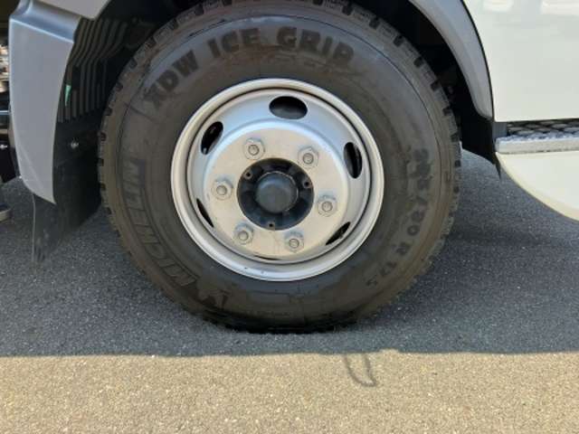 日野自動車 レンジャー 平ボディ R5年 (東海) 99