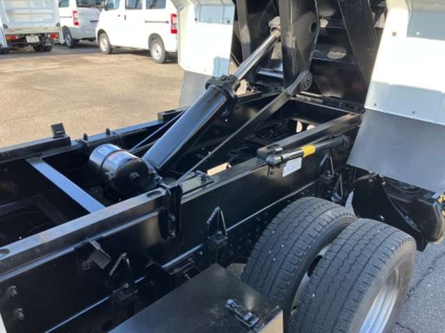 三菱フソウ キャンター ３．０ＤＴ H28年 (東海) 99