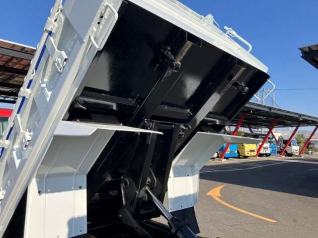 三菱フソウ キャンター ３．０ＤＴ H28年 (東海) 99