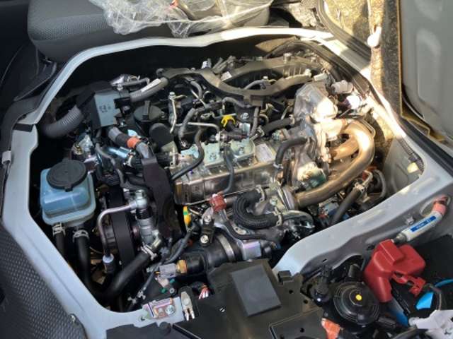 トヨタ ハイエースバン ２．８ 中温冷凍バン ロング ジャストロー ディーゼルターボ R7年 (東海) 99