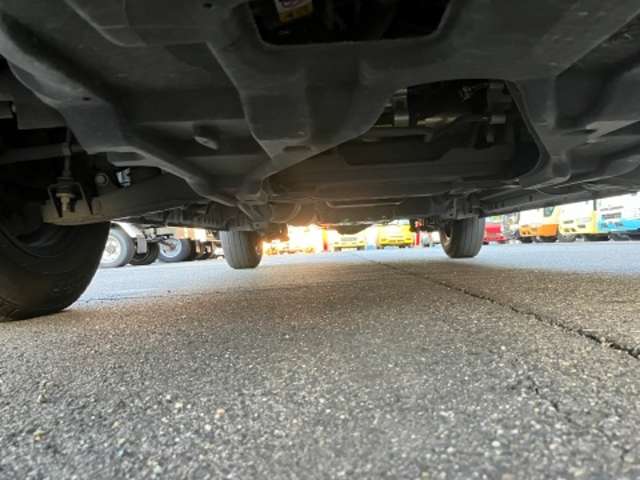 トヨタ ハイエースバン ２．８ 中温冷凍バン ロング ディーゼルターボ R5年 (東海) 99