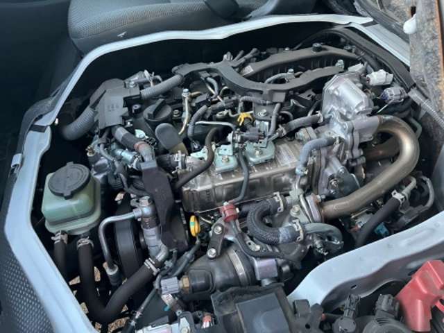 トヨタ ハイエースバン ２．８ 中温冷凍バン ロング ディーゼルターボ R5年 (東海) 99