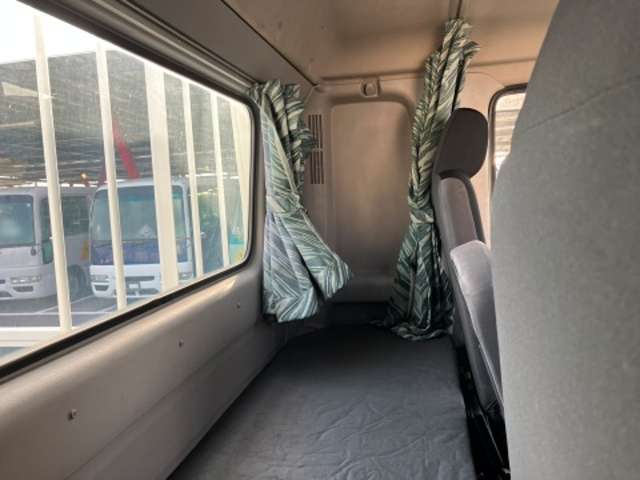 日野自動車 レンジャー 平ボディ H26年 (東海) 99