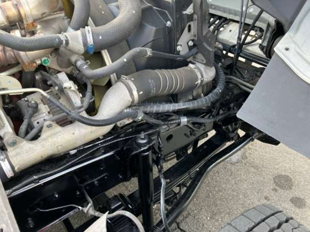 日野自動車 レンジャー 平ボディ H26年 (東海) 99