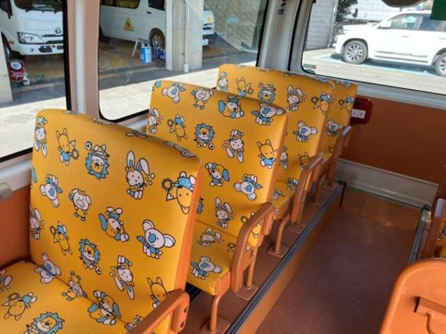 トヨタ ハイエースバン 幼児バス R1年 (東海) 99