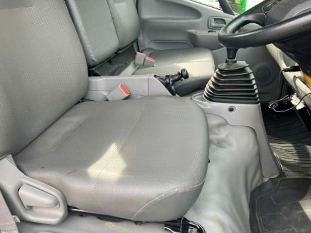 トヨタ ダイナ ４．０Ｄターボ R1年 (東海) 99