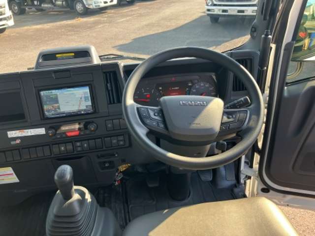 いすゞ エルフ ３．０ＤＴ R6年 (東海) 99