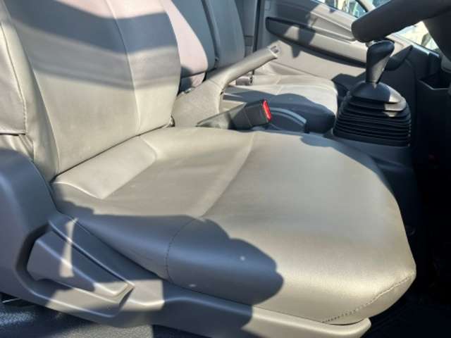 いすゞ エルフ ３．０ＤＴ R6年 (東海) 99