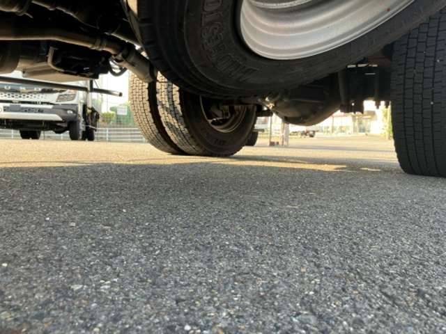 いすゞ エルフ ３．０ＤＴ R6年 (東海) 99