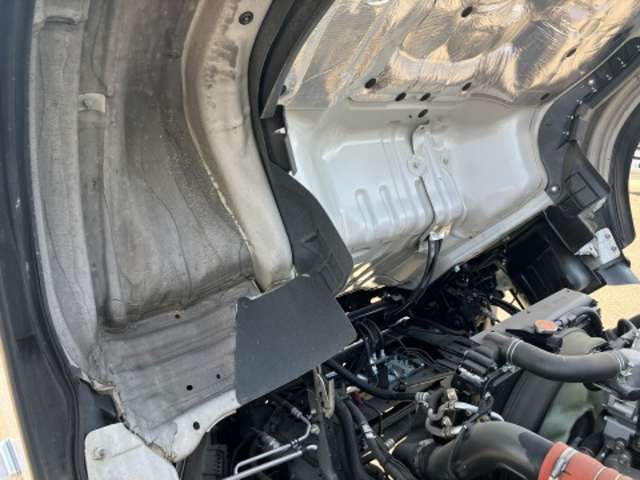 いすゞ エルフ ３．０ＤＴ R6年 (東海) 99