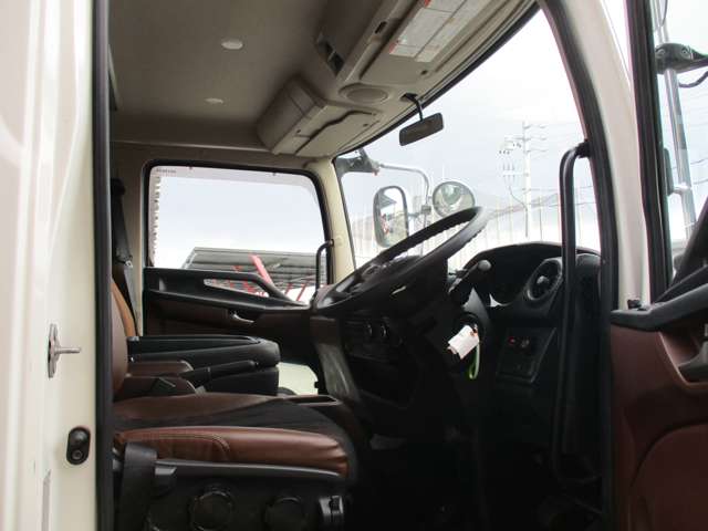日野自動車 レンジャー ２．９トン H30年 (東海) 99