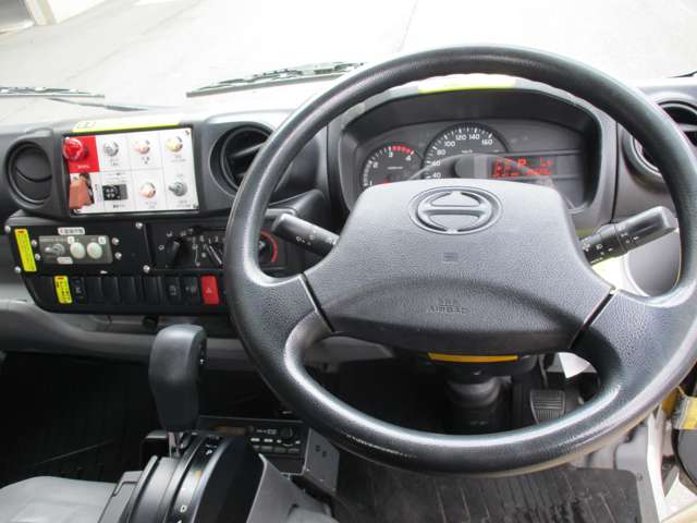 日野自動車 デュトロ ２トン H24年 (東海) 99