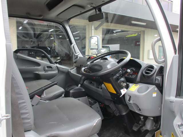 日野自動車 デュトロ ２トン H24年 (東海) 99