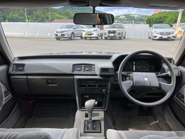 トヨタ マーク２ワゴン ２．０ ＬＧ グランデエディション H7年 (中国) 99