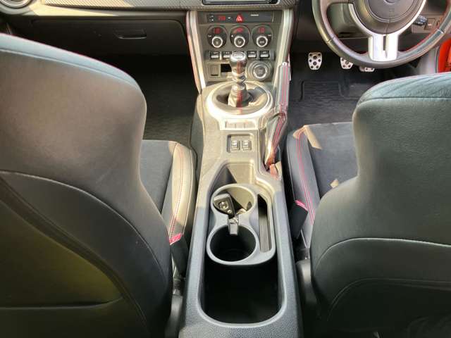 トヨタ ８６ ２．０ ＧＴ リミテッド H27年 (中国) 99