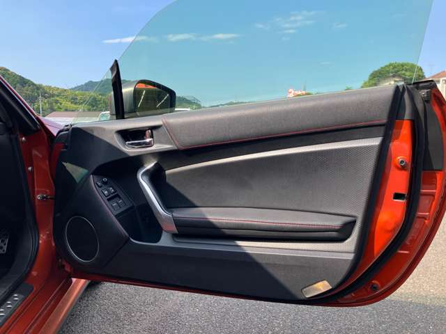 トヨタ ８６ ２．０ ＧＴ リミテッド H27年 (中国) 99