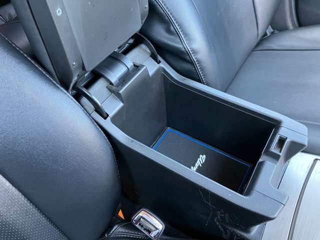 スバル レガシィツーリングワゴン ２．５ Ｉ Ｌパッケージ リミテッド ４ＷＤ H22年 (中国) 99