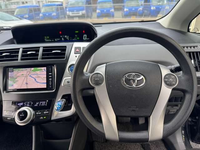 トヨタ プリウスΑ １．８ Ｓ H25年 () 99