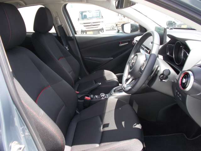 マツダ ＭＡＺＤＡ２ １．５ ＸＤ ブラックトーンエディション ディーゼルターボ R5年 () 99
