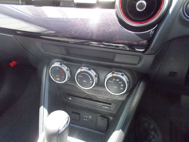 マツダ ＭＡＺＤＡ２ １．５ １５Ｓ ブラック トーン エディション R3年 () 99