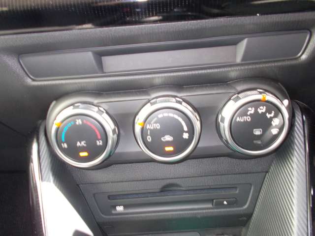 マツダ ＭＡＺＤＡ２ １．５ １５ＢＤ R5年 () 99